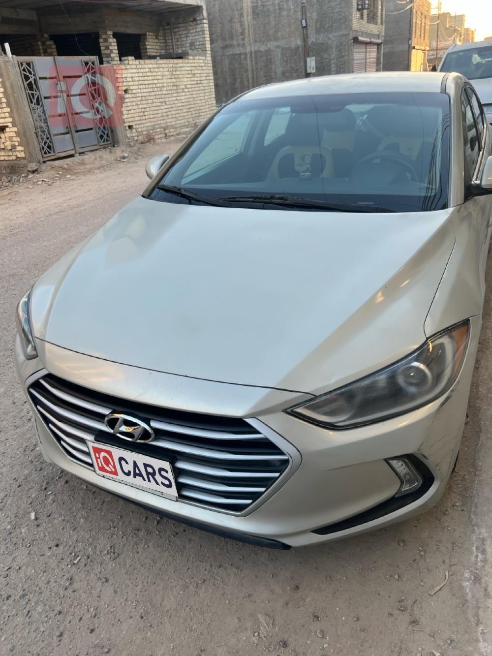 هيونداي النترا